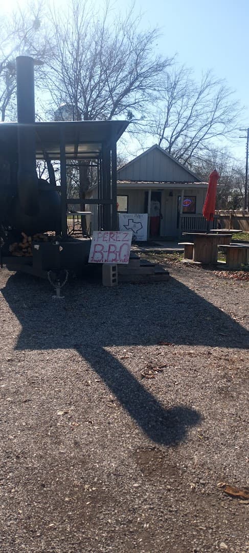 Perez BBQ — Restaurants photo 1 of 5