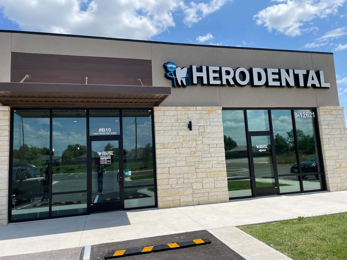 Hero Family Dental — Dentists photo 3 of 5