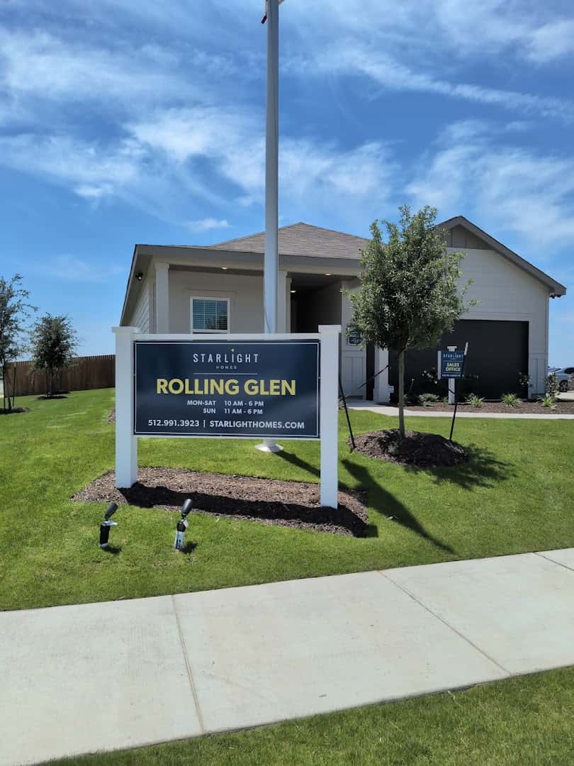 Rolling Glen by Starlight Homes — Home Builders & Remodelers photo 3 of 5