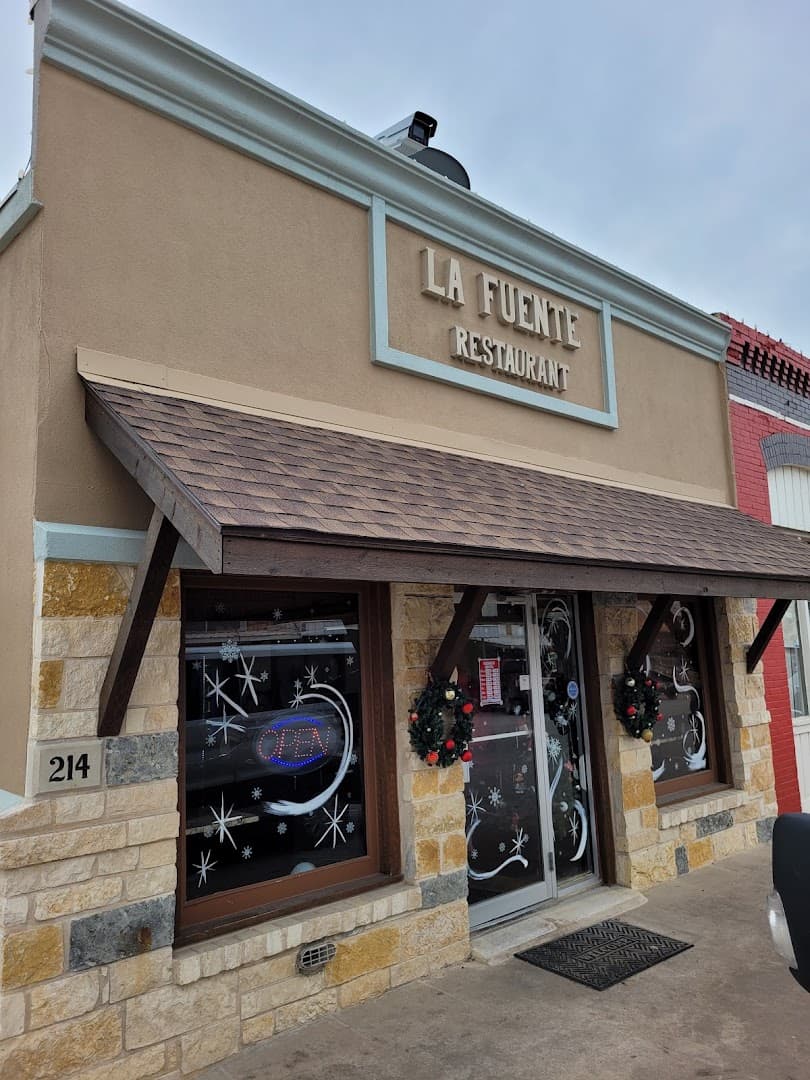 La Fuente Restaurant — Restaurants photo 1 of 5