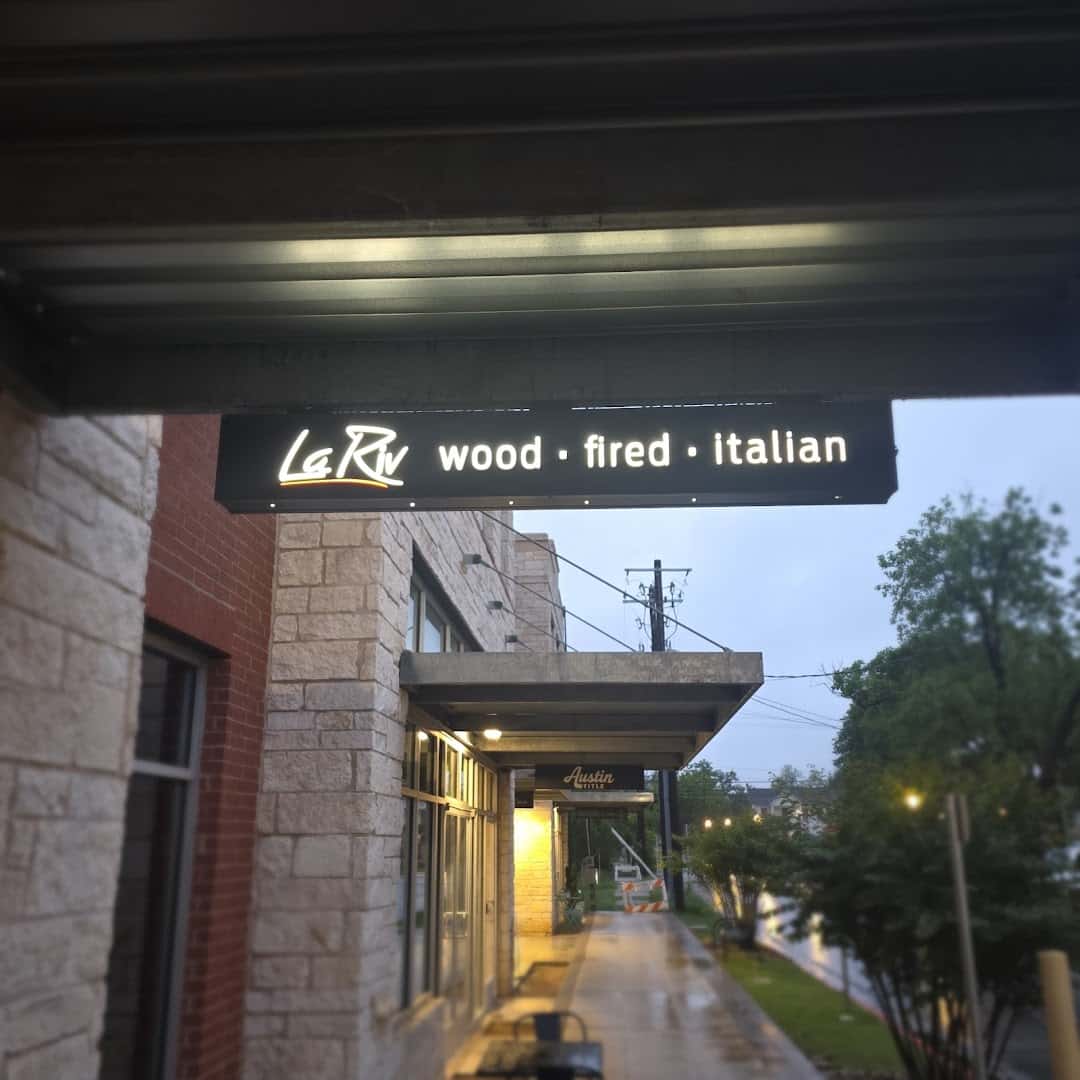 La Riv Wood Fired Italian — Restaurants photo 3 of 5