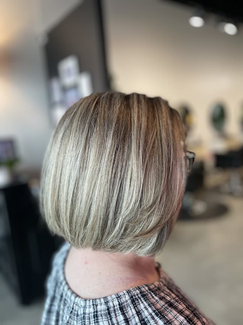 Vibe Salon — Hair Salons & Barbers photo 1 of 5