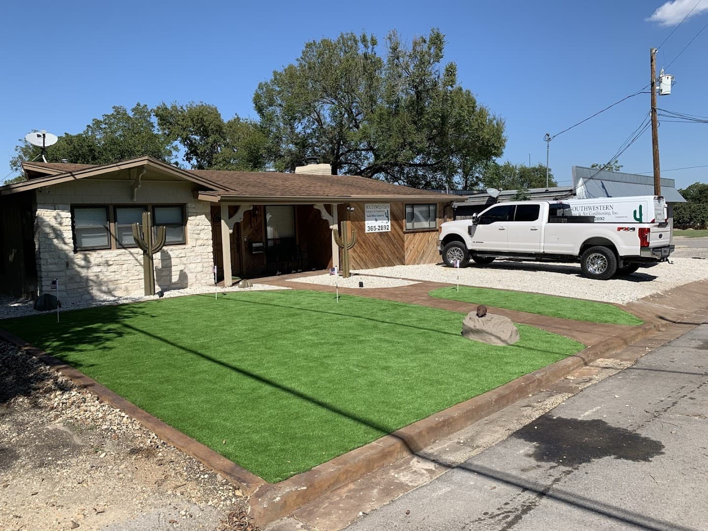 Southwestern Heating & Air Conditioning, Inc. — HVAC photo 1 of 4