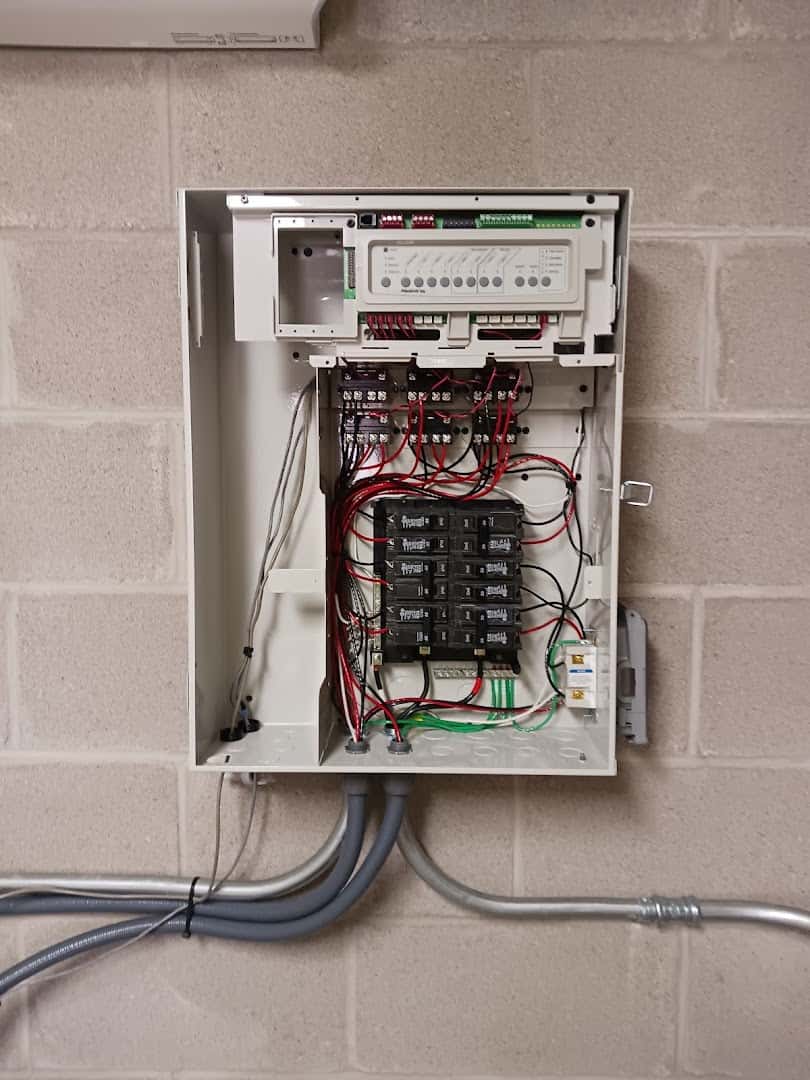 Mynar Electric — Plumbers & Electricians photo 3 of 5