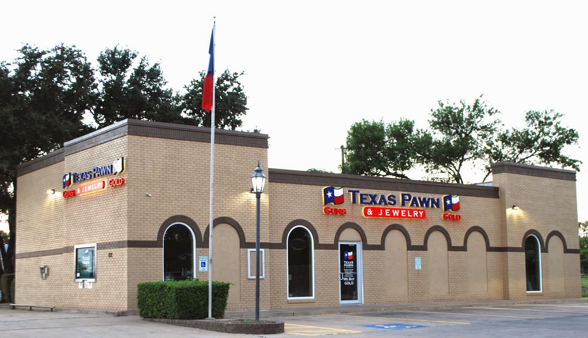 Texas Pawn & Jewelry — Retail & Boutiques photo 1 of 5