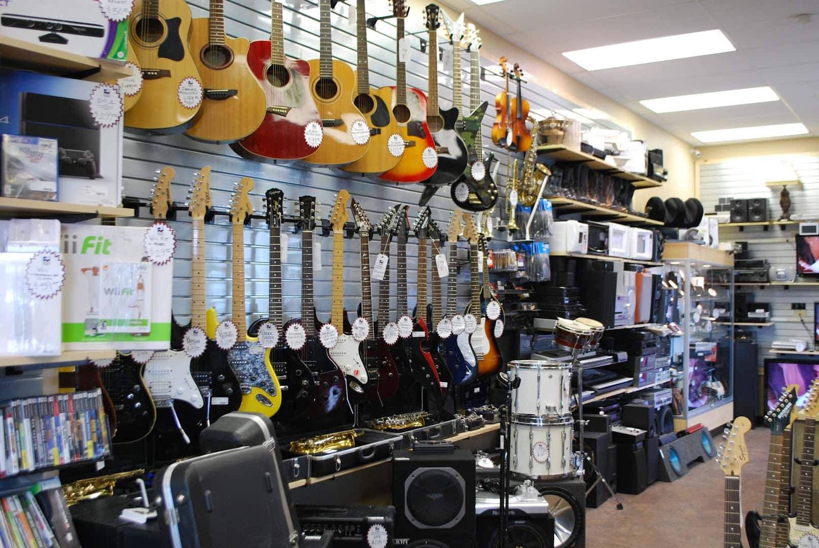 Texas Pawn & Jewelry — Retail & Boutiques photo 3 of 5