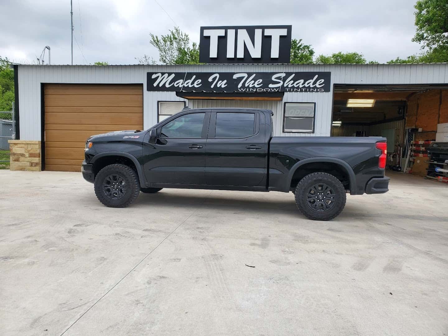 Made In The Shade Window Tinting — Auto Services photo 2 of 5