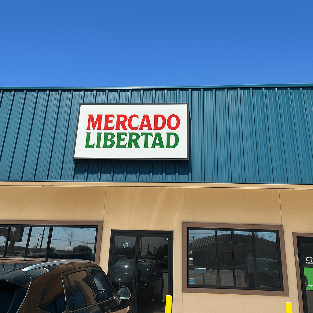 Mercado Libertad — Retail & Boutiques photo 1 of 5