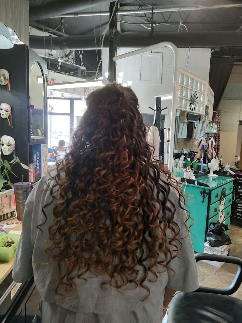 Tangles Hair Salon — Hair Salons & Barbers photo 3 of 5