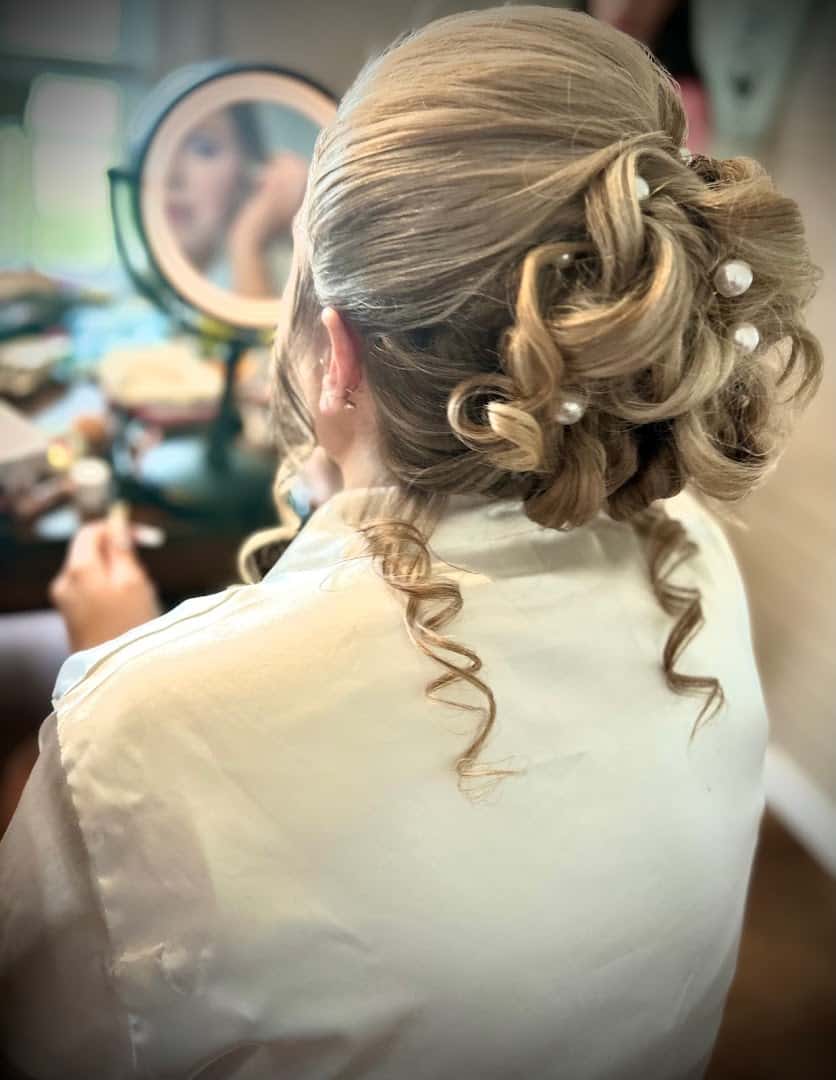 RiRi's Place fades & beauty — Hair Salons & Barbers photo 1 of 5
