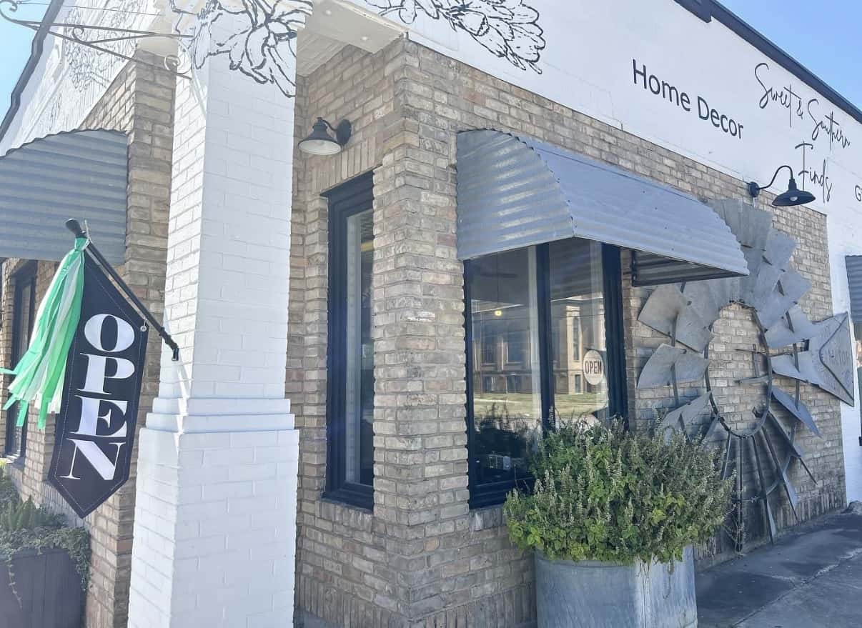 Sweet & Southern Finds — Retail & Boutiques photo 3 of 5