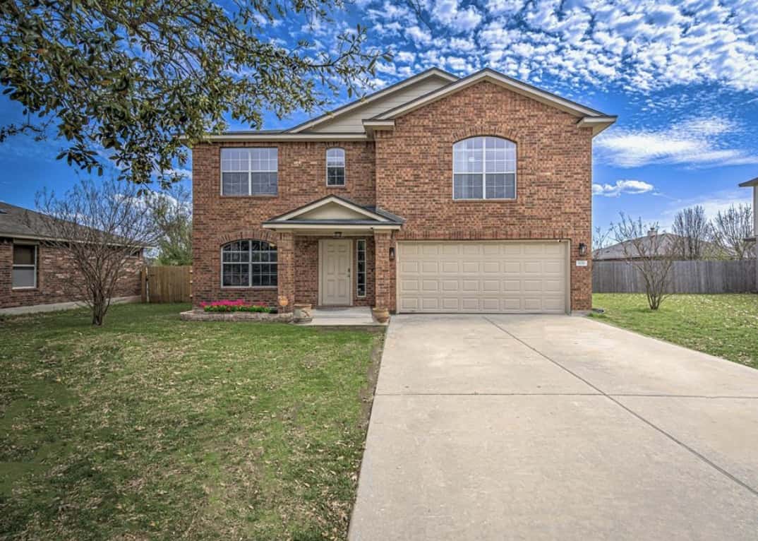 Pure Realty — Real Estate Agents photo 2 of 5