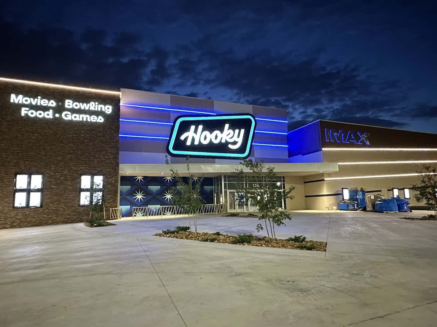Hooky Entertainment Hutto — Family Fun & Recreation photo 3 of 5