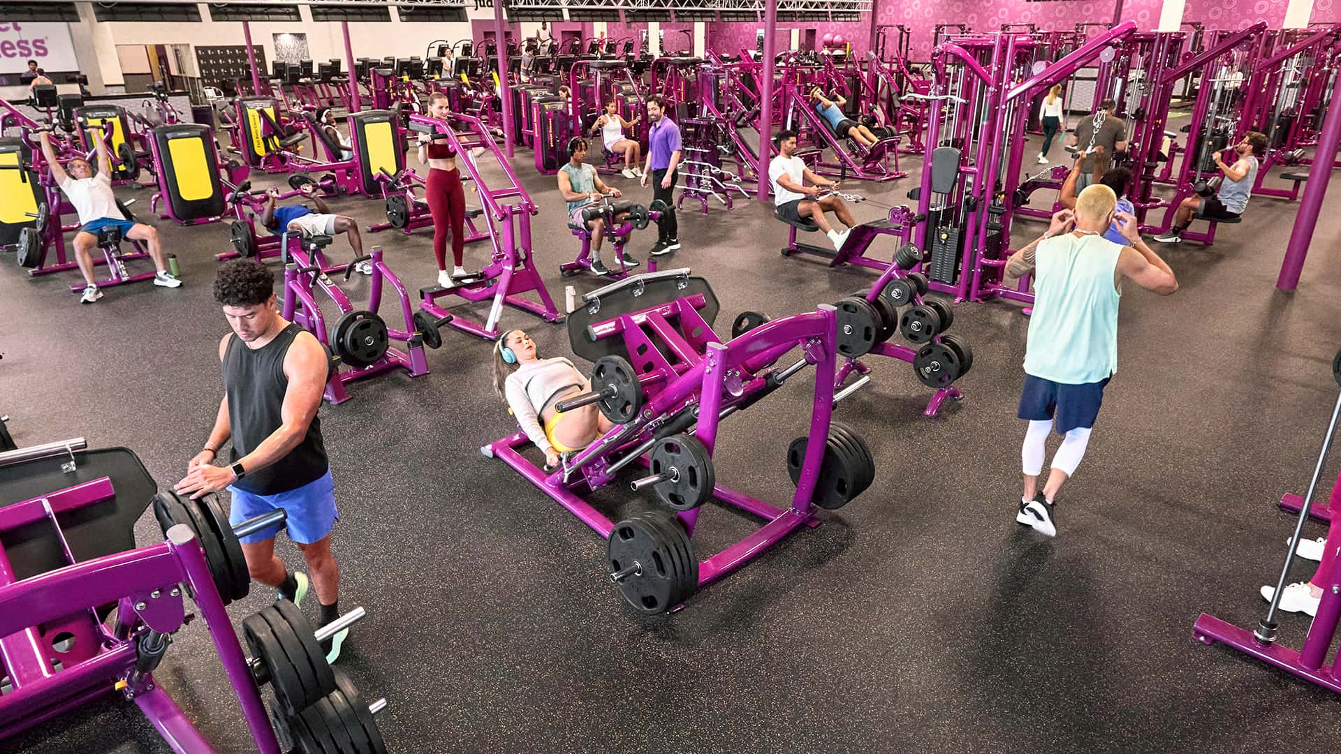 Planet Fitness — Fitness & Gyms photo 1 of 5