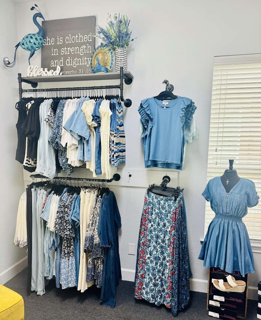 Turquoise Peacock Boutique — Retail & Boutiques photo 3 of 5