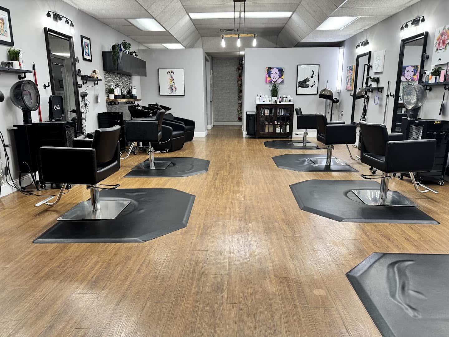 The Mirror and I Salon — Hair Salons & Barbers photo 3 of 5