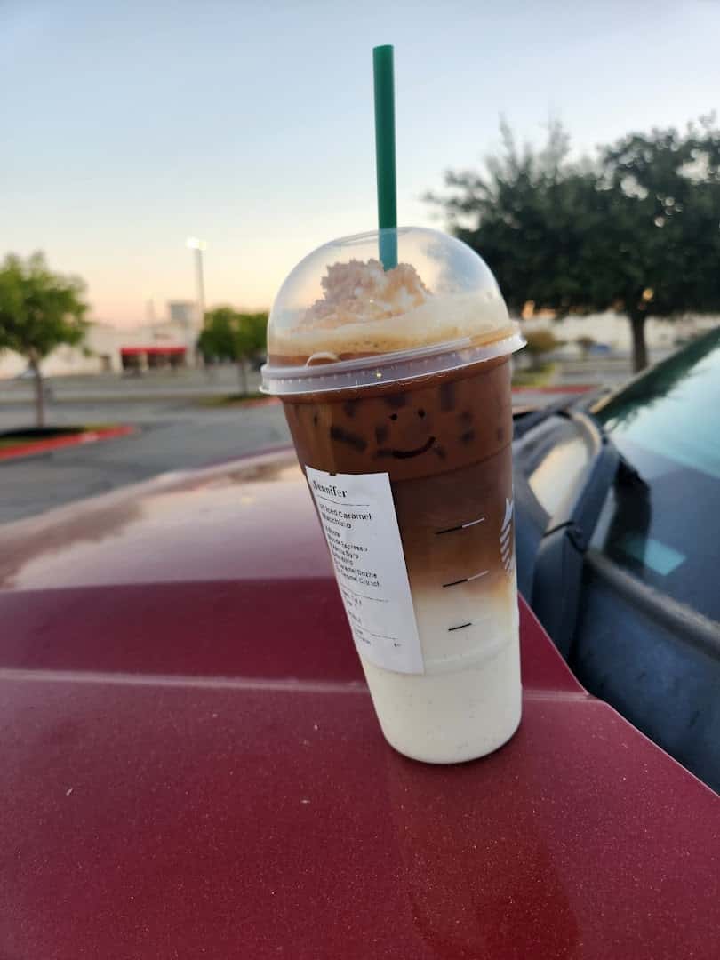 Starbucks Coffee Company — Coffee Shops & Cafes photo 3 of 5