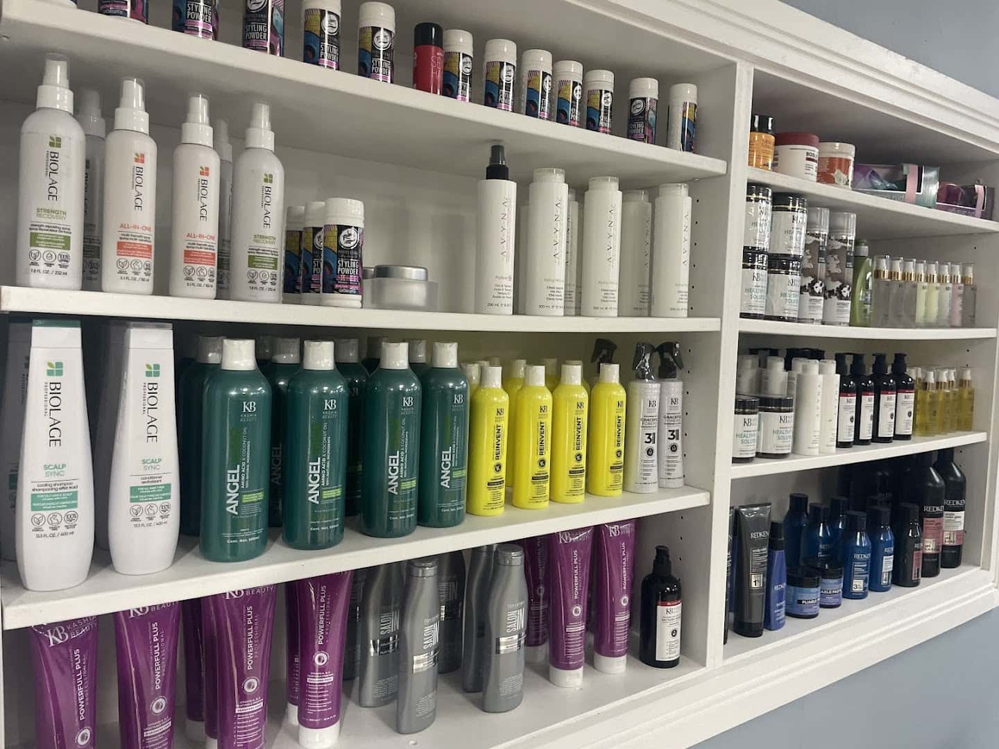 Maxie Family Hair Salon — Hair Salons & Barbers photo 2 of 5