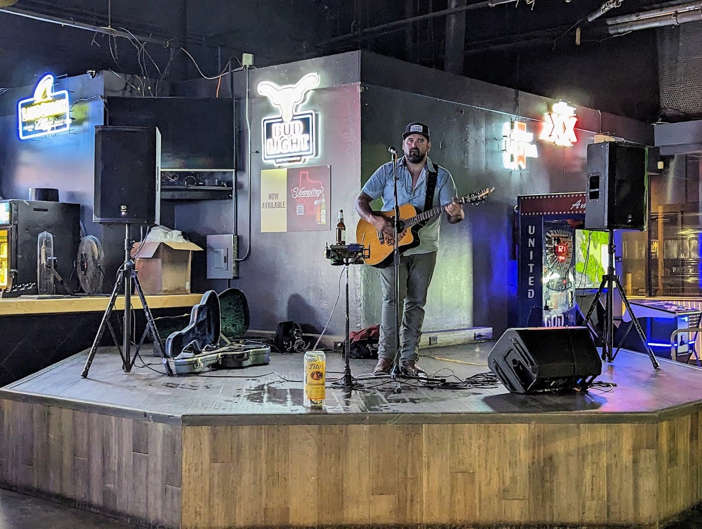 Shooters Billiards & Sports Bar — Bars & Breweries photo 1 of 5