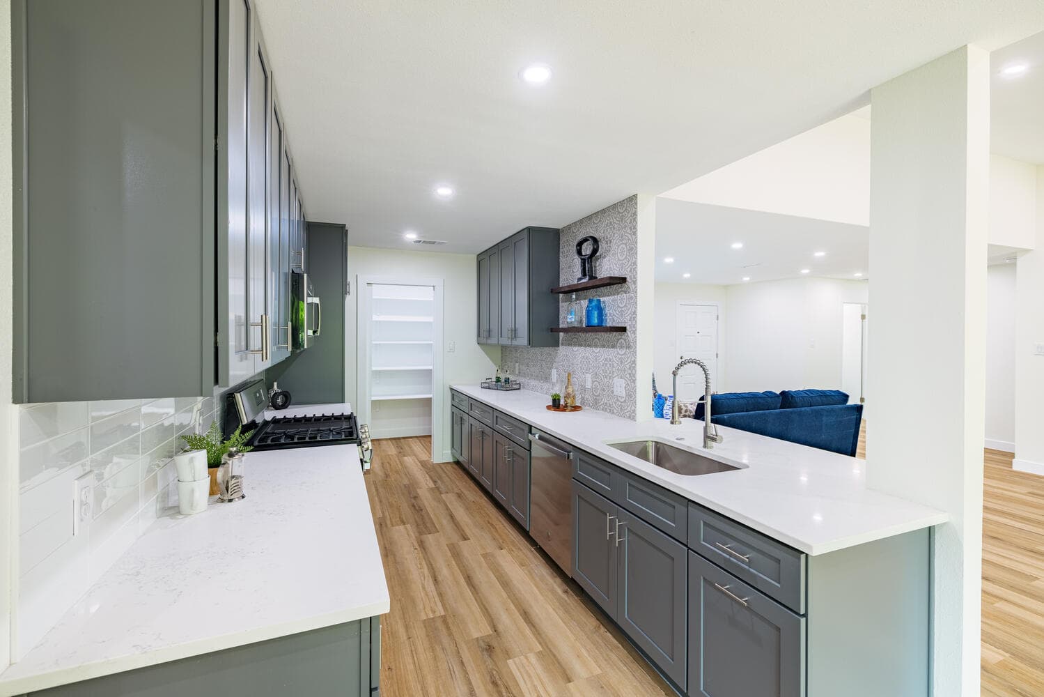 TRS Build - Home Building & Remodeling — Home Builders & Remodelers photo 1 of 5
