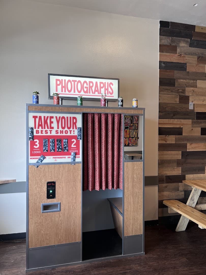Red Horn Coffee House and Tap Room — Coffee Shops & Cafes photo 1 of 5