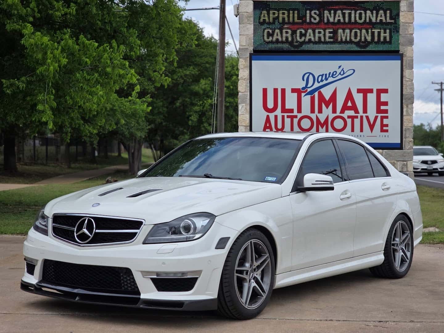 Dave's Ultimate Automotive — Auto Services photo 2 of 5