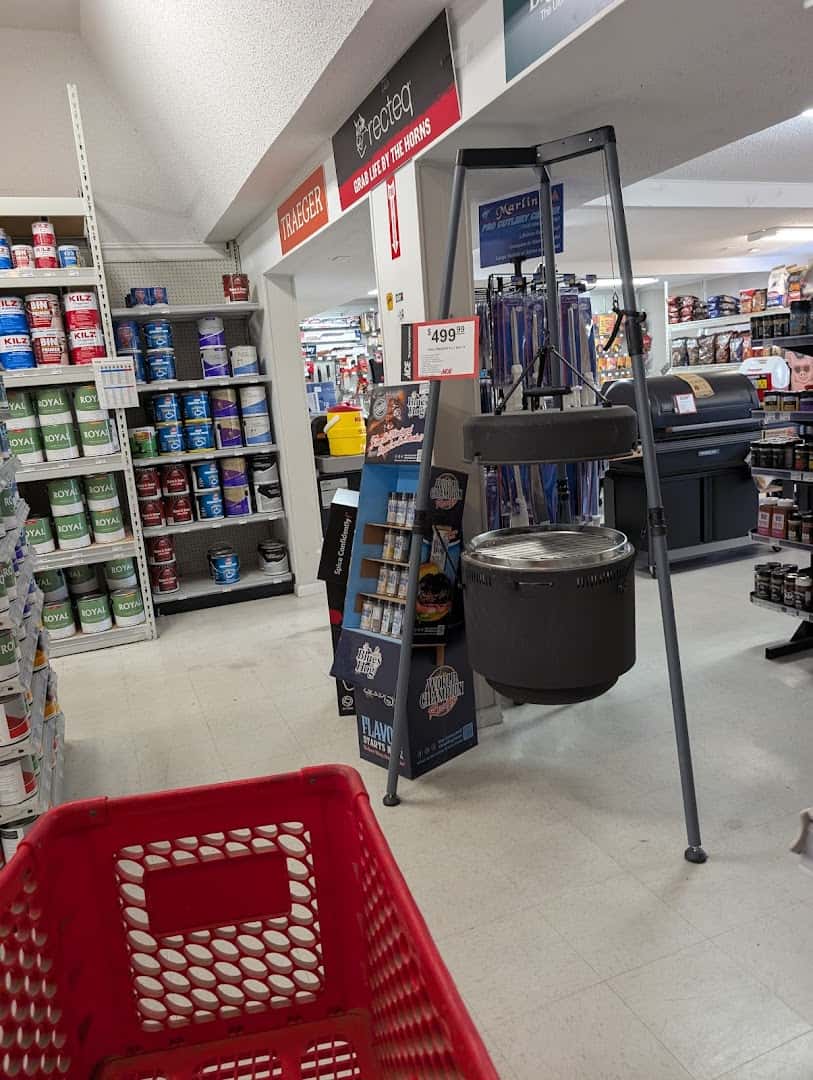 Keith Ace Hardware — Retail & Boutiques photo 2 of 5