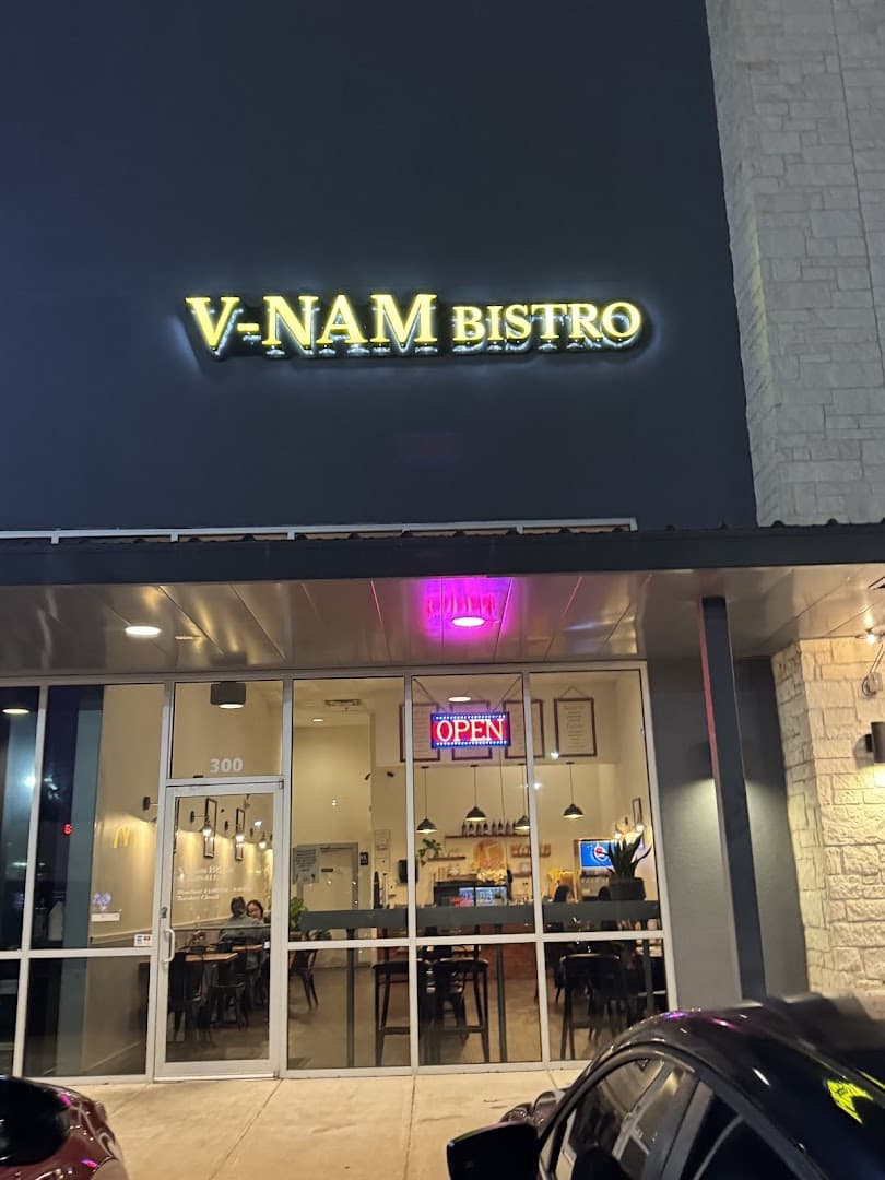 V-Nam Bistro — Restaurants photo 1 of 5