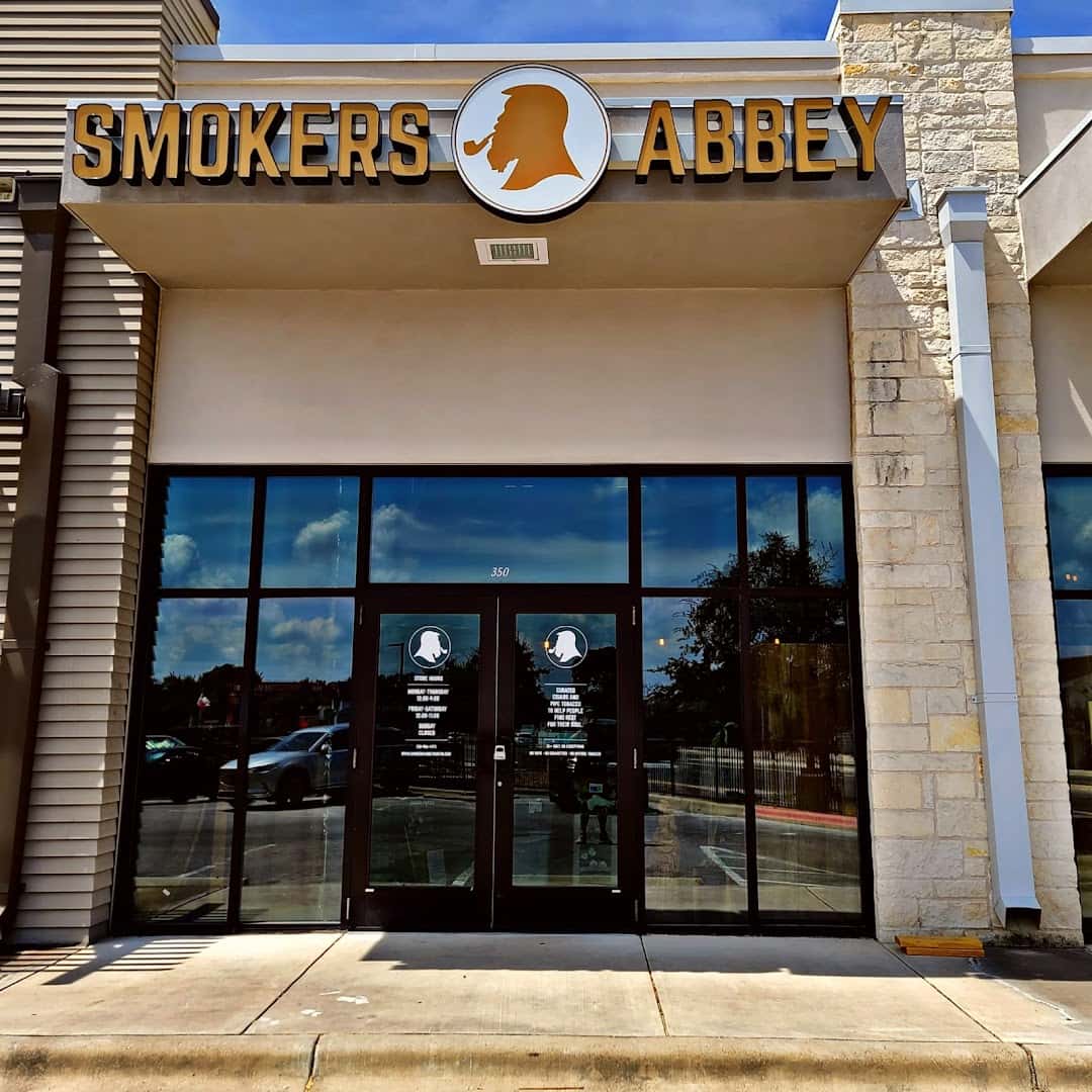 Smokers Abbey — Retail & Boutiques photo 2 of 5