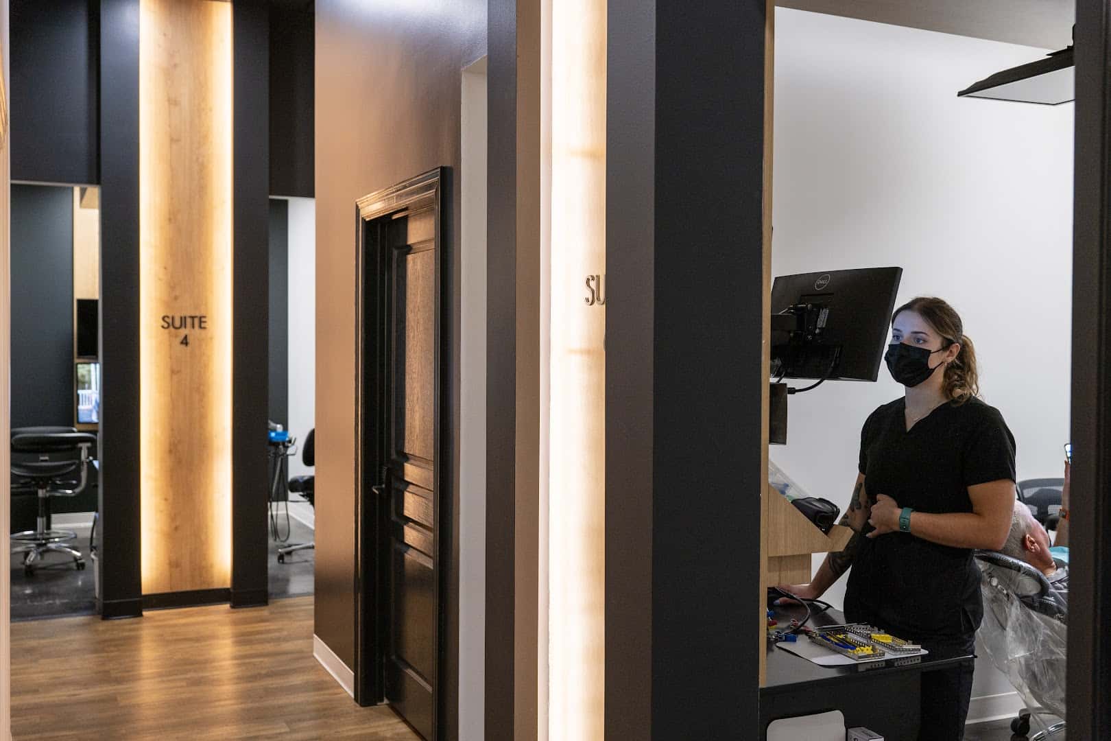 4405 Dental Studio — Dentists photo 3 of 5