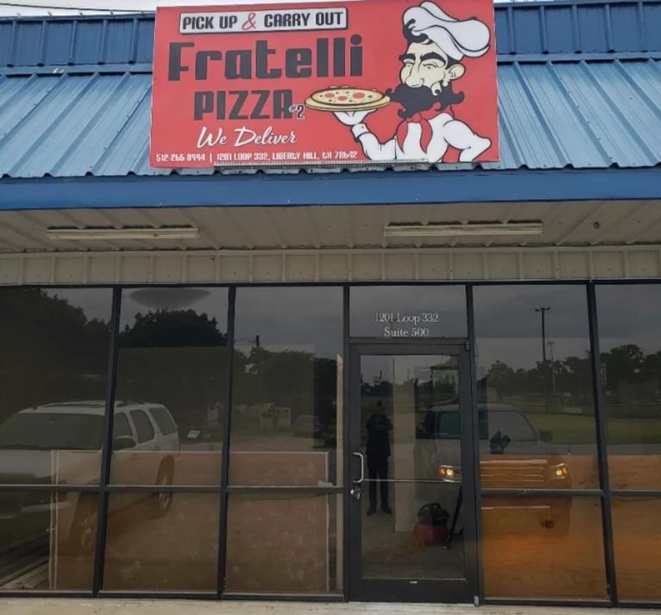 Fratelli Pizza Liberty Hill — Restaurants photo 1 of 5