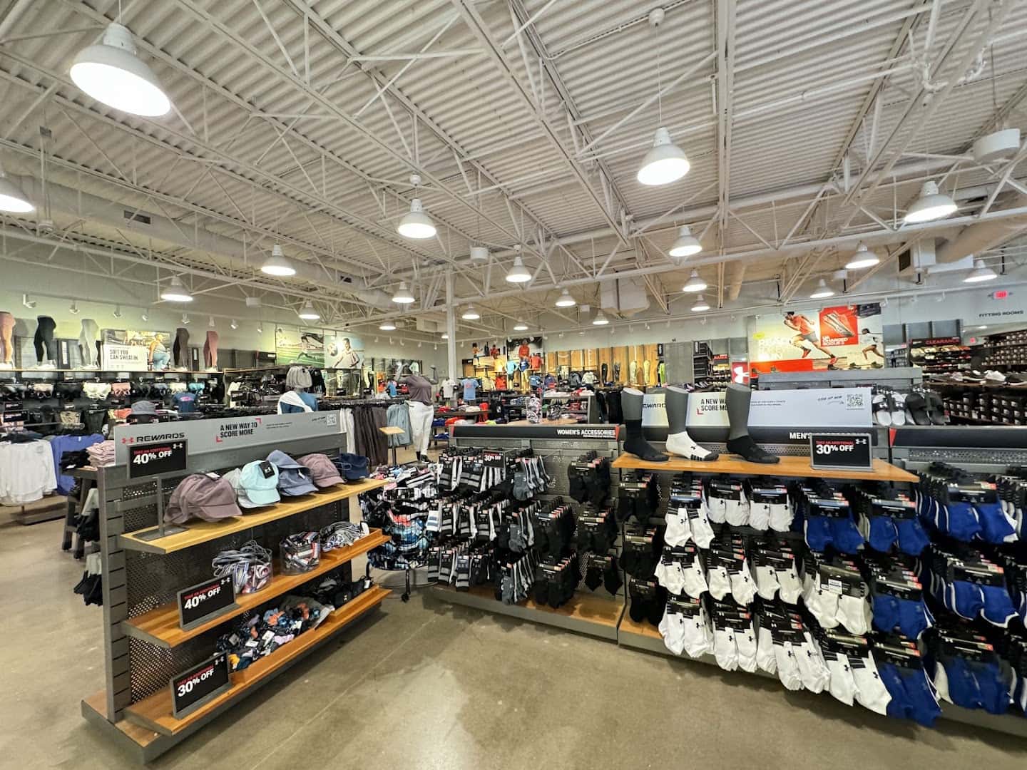Under Armour Factory House - Round Rock Premium Outlets — Retail & Boutiques photo 2 of 5