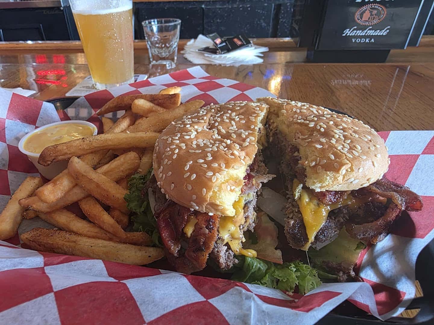 Snuffy's Bar & Grill — Restaurants photo 3 of 5