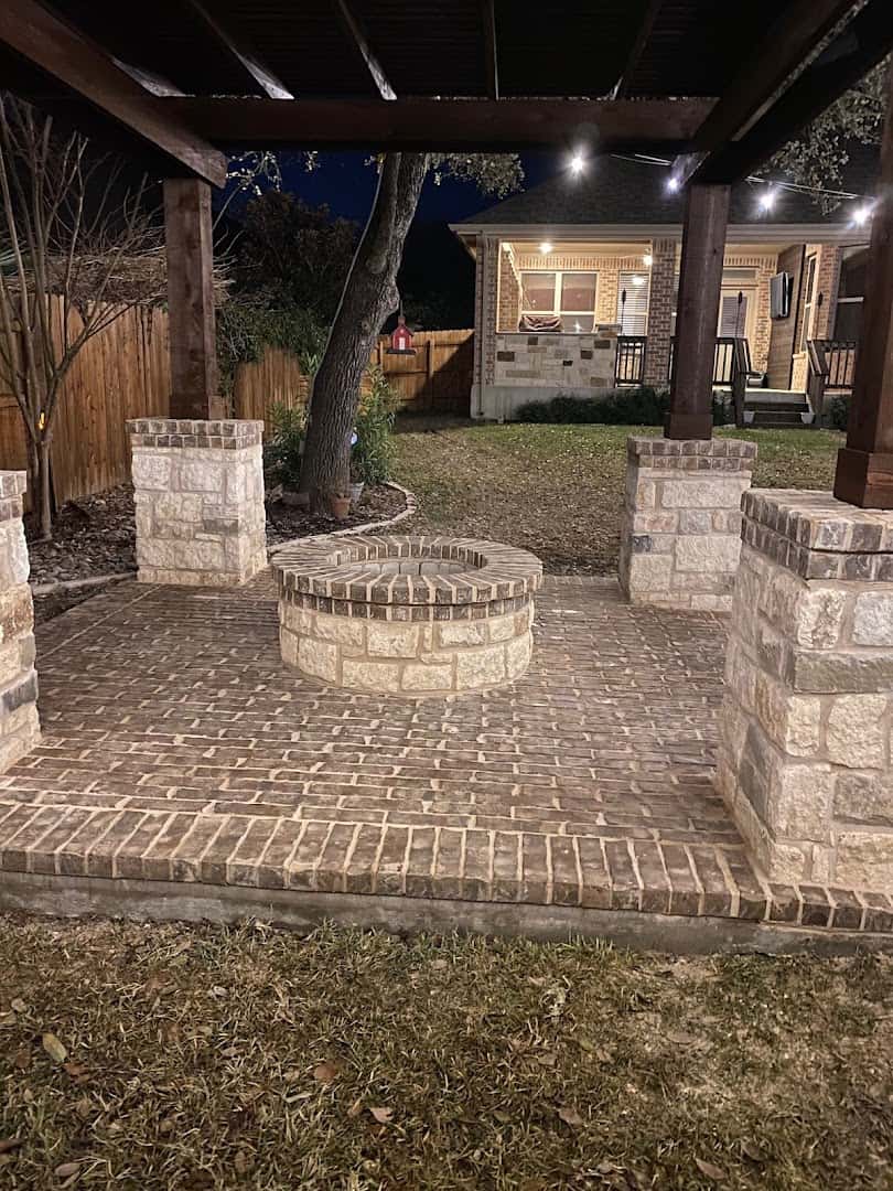 Highland Lakes Outdoor Living — Lawn & Landscape photo 1 of 5