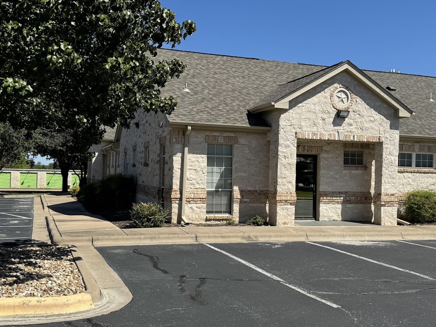 American Chiropractic Clinics - Georgetown — Chiropractors & Therapy photo 1 of 5